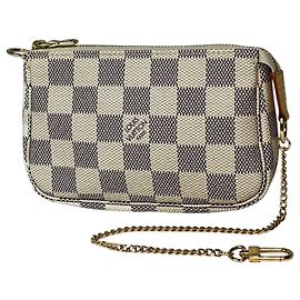 Louis Vuitton Mini Pochette Accessoires Blanc