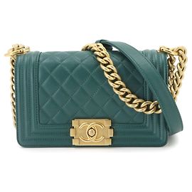 Bolsa de ombro Chanel Boy Small Chain em verde Verde