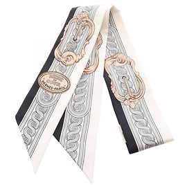 Hermès Pañuelo de seda Hermes Twilly BRIDE DE COUR Castaño Negro Blanco