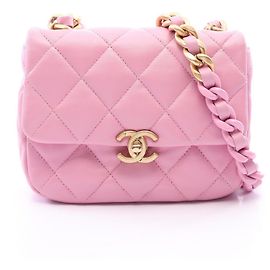 Borsa a tracolla Chanel Matelassé in pelle d'agnello Rosa