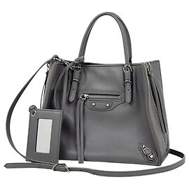 Bolsa de mão em couro Balenciaga em Gray Marrom