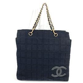 Saco Tote Chanel CC Coco Mark Logo Chocolate Bar Preto