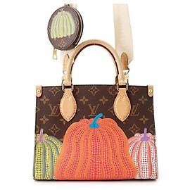Sac à main Louis Vuitton Monogram LV x YK OnTheGo PM Multicolore