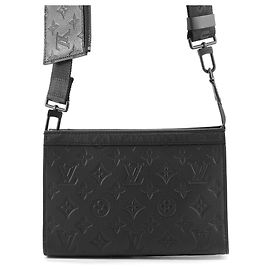 Louis Vuitton Monogram Shadow Schultertasche Schwarz