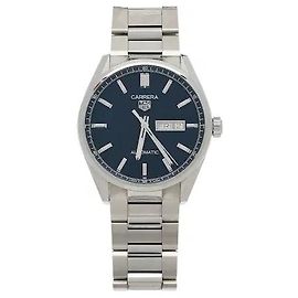 Tag Heuer Um relógio de vestir com uma harmonia atraente entre um mostrador azul profundo e uma pulseira de aço sofisticada. Equipado com um movimento automático sofisticado, ostenta uma fiabilidade operacional excecional e um Outro