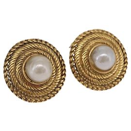 CHANEL Earring metal Gold Tone CC Altro