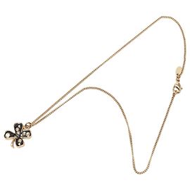 Colar com pingente de trevo Chanel Gold CC banhado a ouro e esmalte strass e pérolas falsas Outro