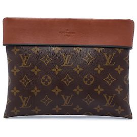 Louis Vuitton Brown Monogram Pochette Tuileries Castaño