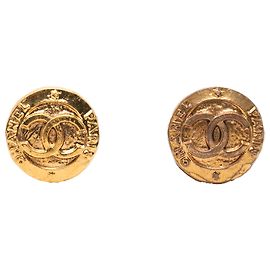 Orecchini a clip rotondi Chanel Gold CC placcati oro D'oro