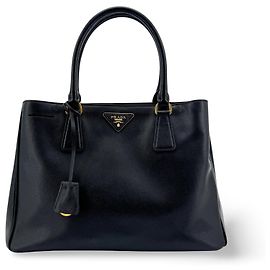 Prada Galleria Alça de Couro Preto