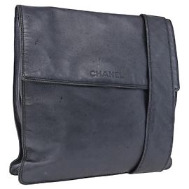 Chanel Vintage Logo Flap Messenger Leather Medium Azul