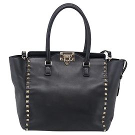 Valentino Garavani Rockstud Soft Leather Medium Preto