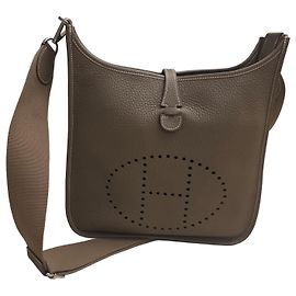 Bolsa de ombro Hermès Evelyne 29 PM Couro Etoupe Marrom