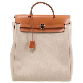 Mochila Hermès Herbag Ado PM Twirl Ash x Vash Hunter em Beige×Brown D: 2000 Bege