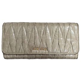 Magnifique Portefeuille Miu Miu Vert