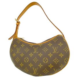 Bolso de hombro Louis Vuitton Monogram Pochette Croissant Castaño