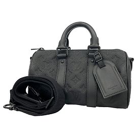 Borsa a tracolla Louis Vuitton Monogram Taurillon Nero