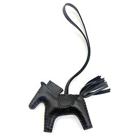 Hermès Hermes Rodeo Charm PM Agneau Milo Keychain Schwarz