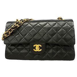 Bolsa de Ombro Chanel Matelassé Preto