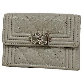 Portafoglio Chanel Boy Tri-fold in Gray Marrone