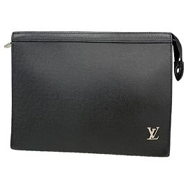 Louis Vuitton Taiga Pochette Voyage Clutch Bag Black
