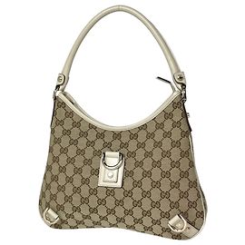 Bolsa de Ombro Gucci Abbey Bege Cru