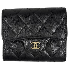 Portafoglio tri-fold Chanel Matelassé Nero Nero