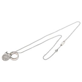 Colar com Pendente Monogram Silver Louis Vuitton Prata