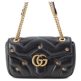Borsa a tracolla Gucci Black Medium GG Marmont in pelle matelassé con borchie GG Nero