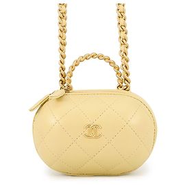 Bolsa de Ombro Chanel Matelassé com Corrente Amarelo