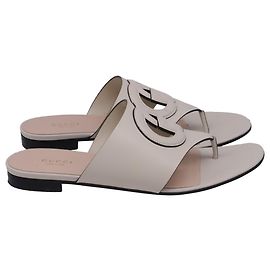 Sandales thong Gucci Interlocking G Cut-Out en cuir blanc Blanc
