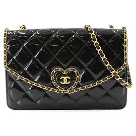 Borsa a tracolla con catena Chanel Matelassé Nero