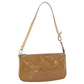 Louis Vuitton Pochette Accessoires NM Monogram Vernis Castaño