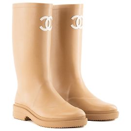CHANEL - Botas de lluvia Chanel de goma beige (T36) Beige