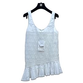 Robe Chanel en dentelle blanche Autre