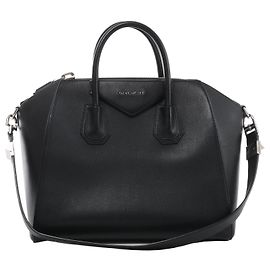 Givenchy Antigona Medium Leather 2Way Handbag in Black Black