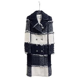 Casaco Chanel de tweed coleção Roma Outro