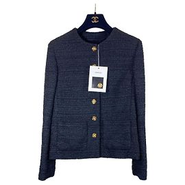 Giacca Chanel in Tweed Nero con Perline e Bottoni Dorati Altro