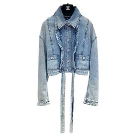 Chanel Jeansjacke Blau Métiers d'art mit Rüschen Größe 36 Andere