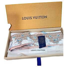 Lenços Louis Vuitton Outro