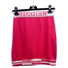 Saia Chanel Vermelha de Cashmere com Malha com Letras Outro