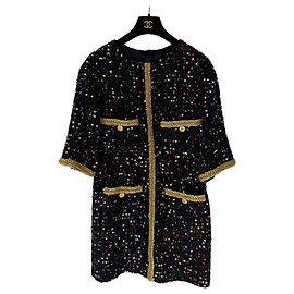 Robe Chanel en Tweed Noir et Or avec Broderies de Sequins Autre