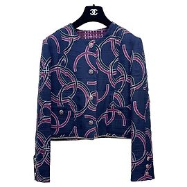 Chanel Tweed Jacke mit Graffiti Logo Andere