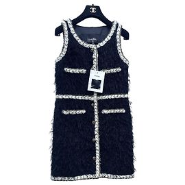 Vestido Tipo Colete Chanel Preto de Lã com Borlas Outro