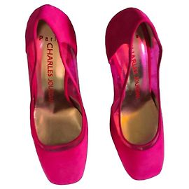 Escarpins Charles Jourdan en daim rose Rose
