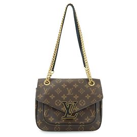 Louis Vuitton Passy Monogram Canvas Marrom