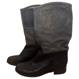 Botas Chanel em couro preto e cinza Preto Cinza