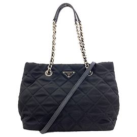 Borsa Tote Prada Matelassé con catena Nero