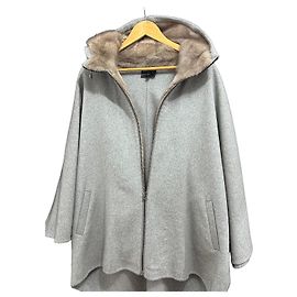 Hôtel Particulier Capa de lana gris y visón con capucha Gris