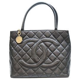 Chanel Reissue Tote Bag aus schwarzem Caviar-Leder Schwarz